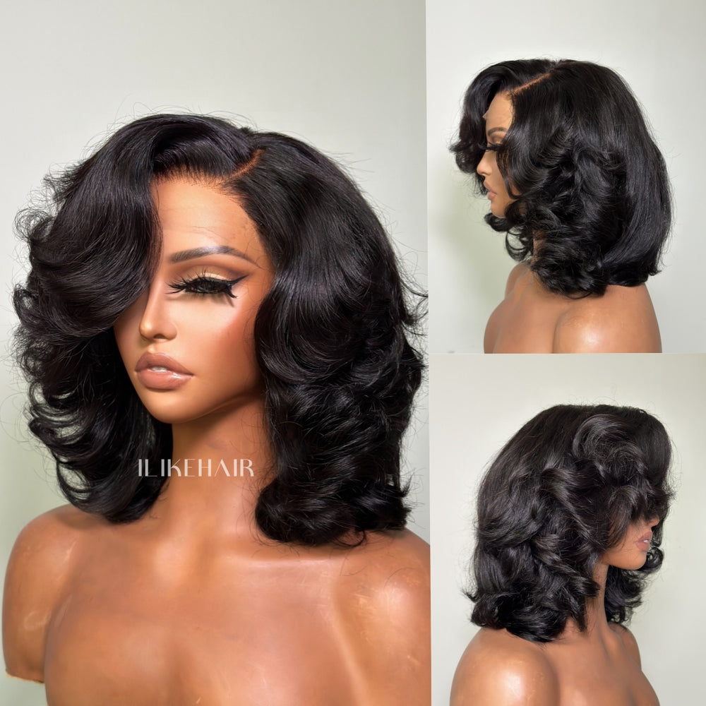 
            
                Load image into Gallery viewer, Bouncy Loose Wave Layered Cut 13×4 Lace Front Wig
            
        