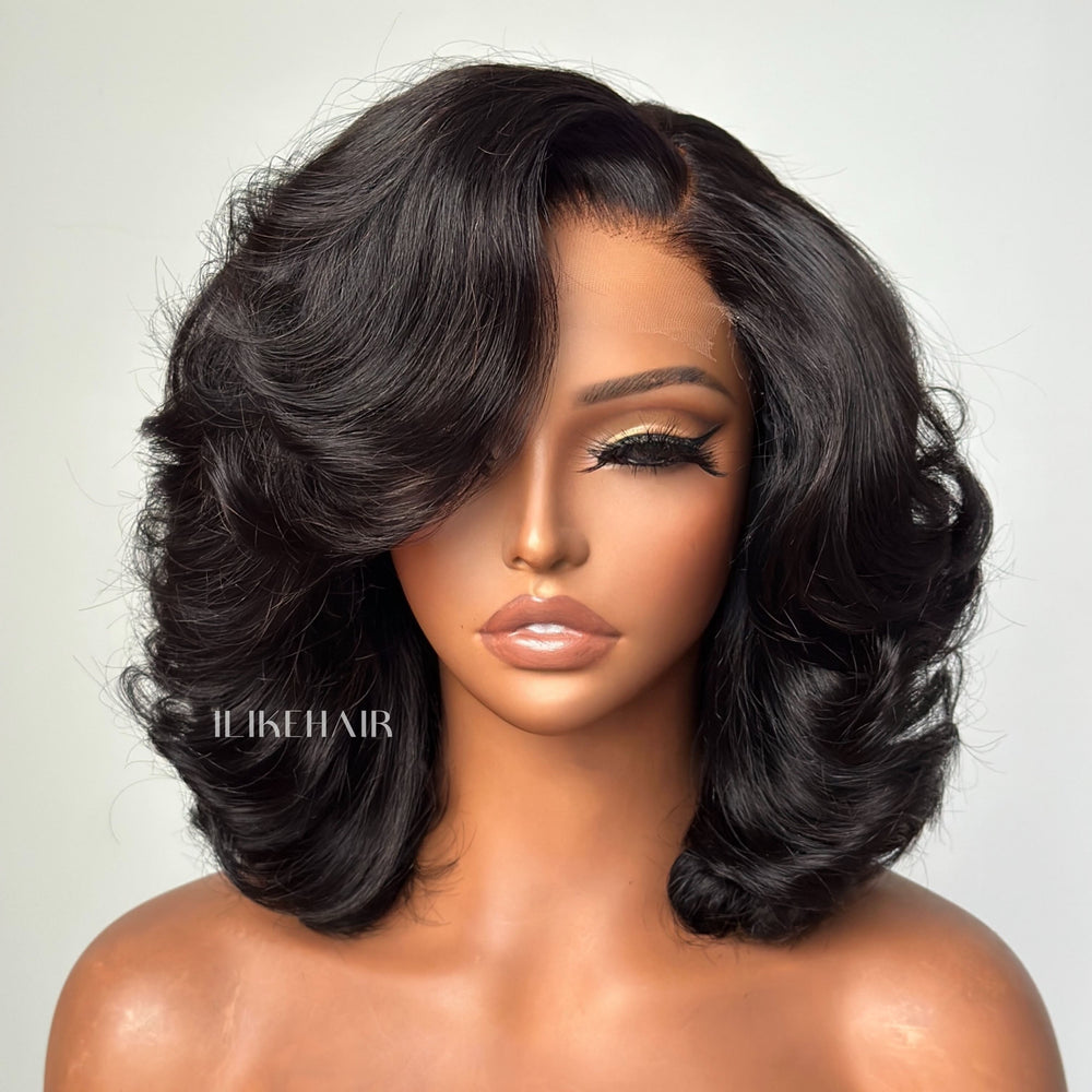 
            
                Load image into Gallery viewer, Bouncy Loose Wave Layered Cut 13×4 Lace Front Wig
            
        