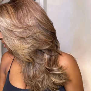 613 Balayage Blonde Highlight Mix Black Layered Cut Wave Lace Wig