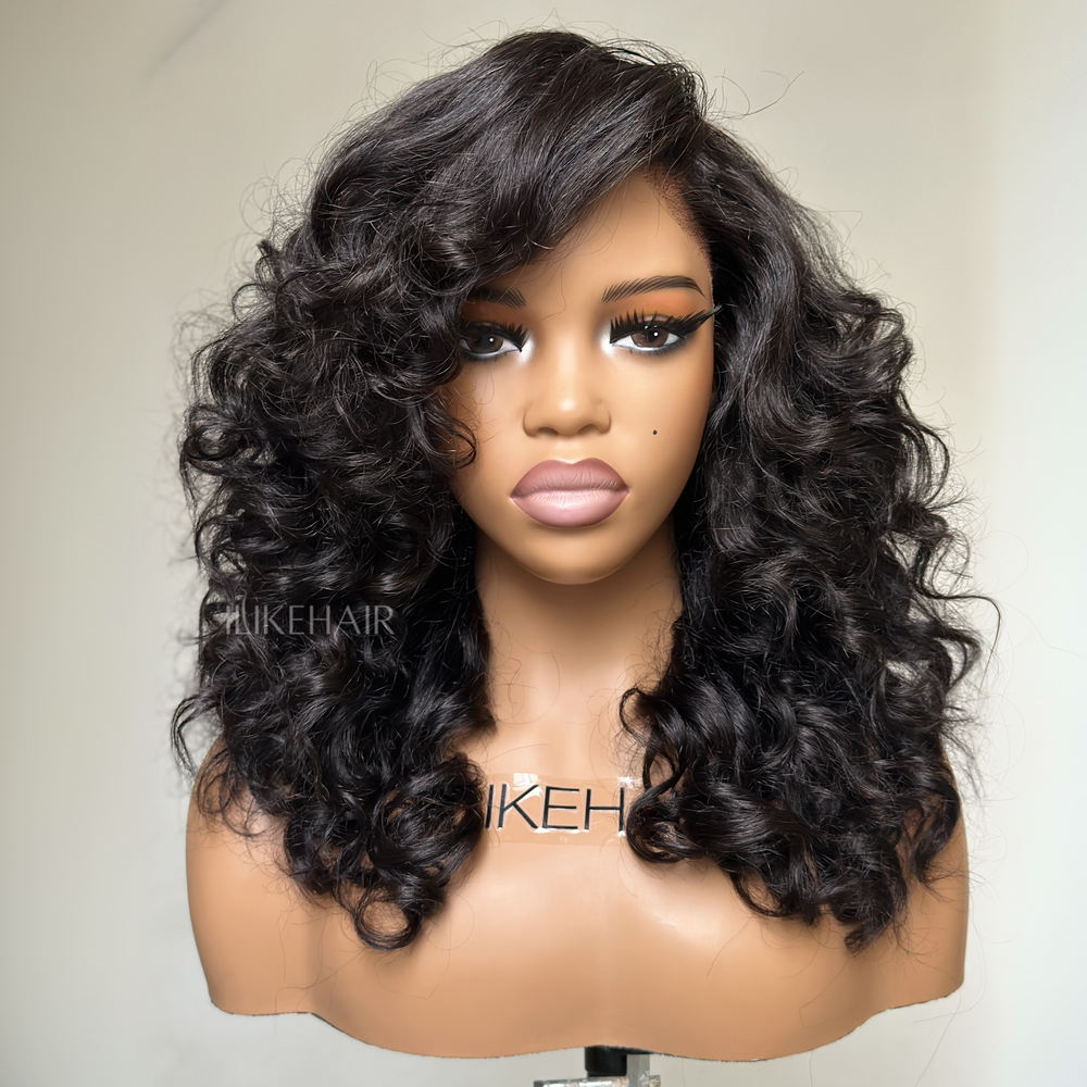 
            
                Load image into Gallery viewer, Natural Loose Bouncy Curly Human Hair 13×4 Lace Frontal Wig
            
        