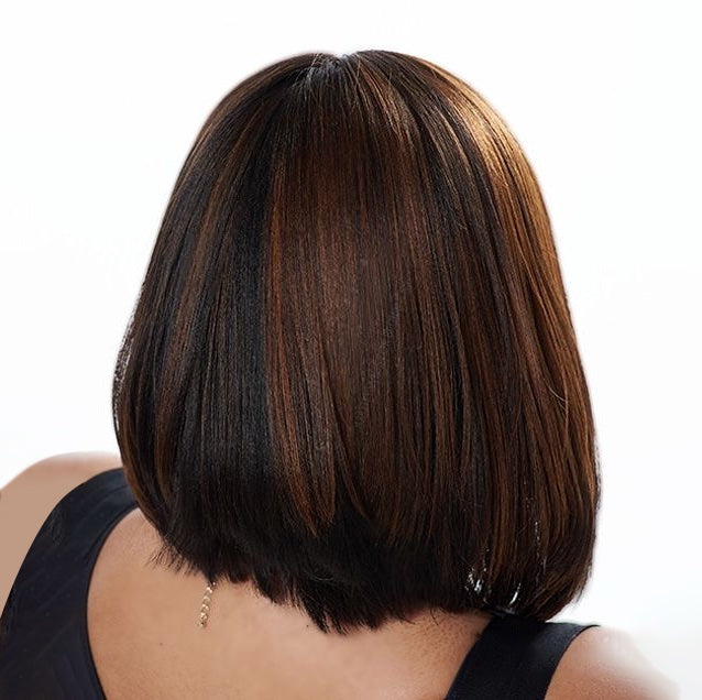 
            
                Load image into Gallery viewer, Malaysian Virgin Hair Brown Highlight Bob Short Lace Front Wig
            
        